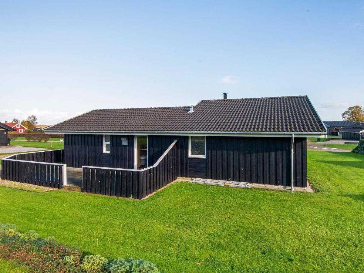 6 Person Holiday Home In Sj Lund Sjolund Esterno foto