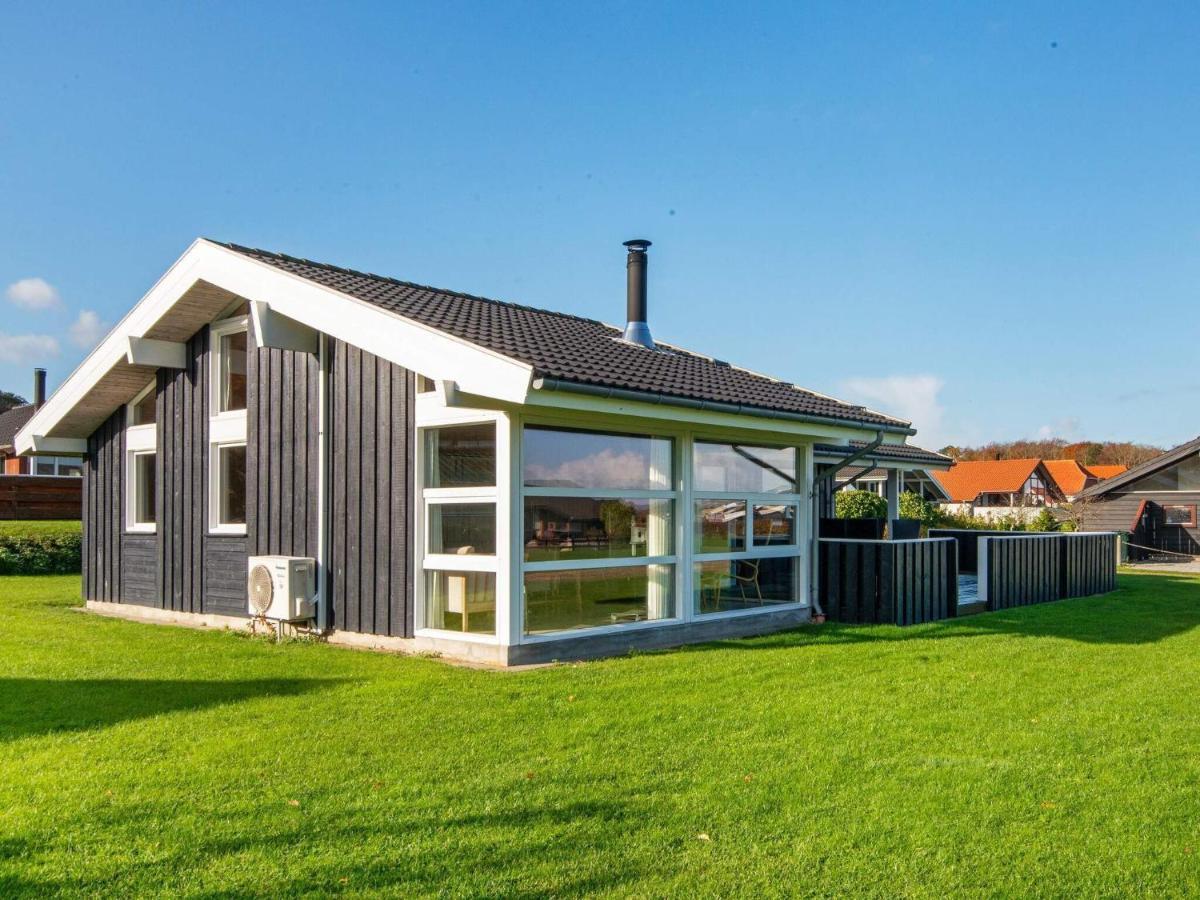 6 Person Holiday Home In Sj Lund Sjolund Esterno foto