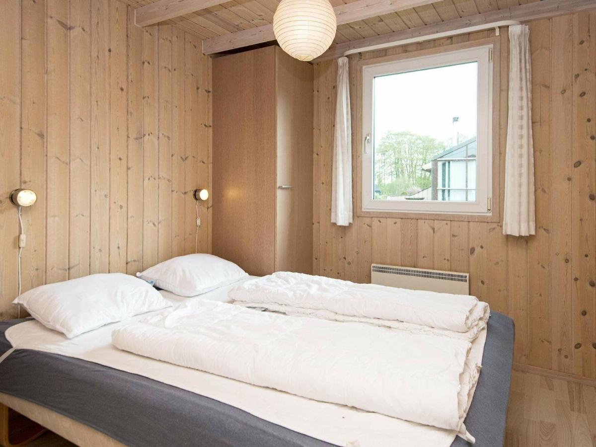 6 Person Holiday Home In Sj Lund Sjolund Esterno foto